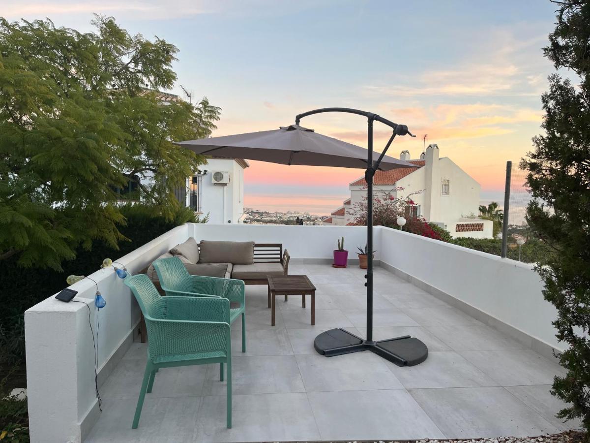 A Terrace With Sea View, 2 Bedrooms Apartment In Benalmádena Kültér fotó