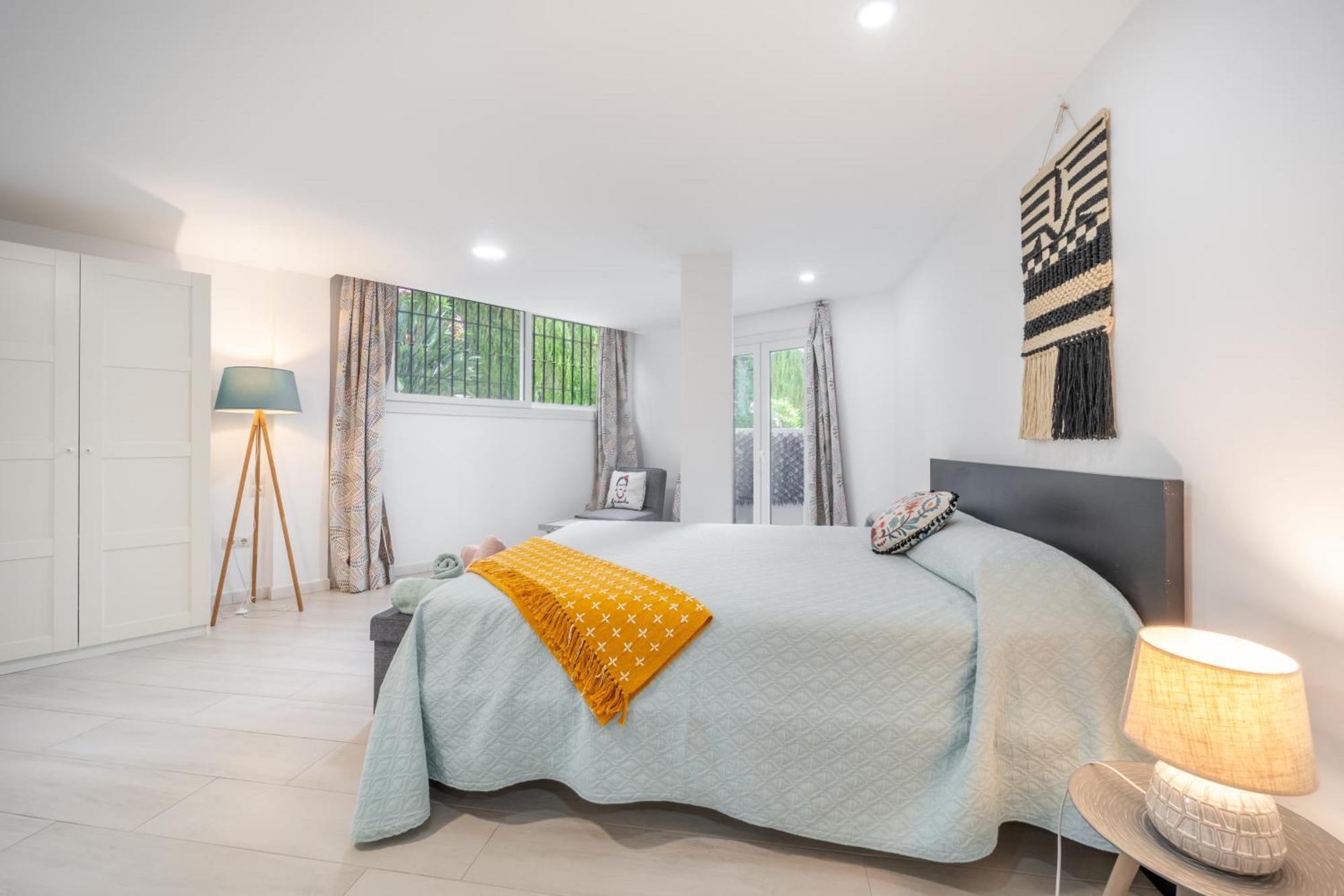 A Terrace With Sea View, 2 Bedrooms Apartment In Benalmádena Kültér fotó